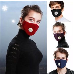 Black face mask with filter pocket and valve